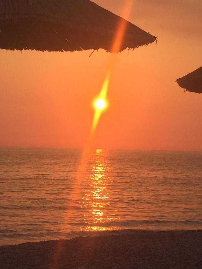 Piqeras Relax Guest House Dış mekan fotoğraf