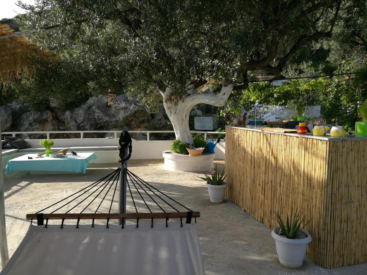 Piqeras Relax Guest House Dış mekan fotoğraf