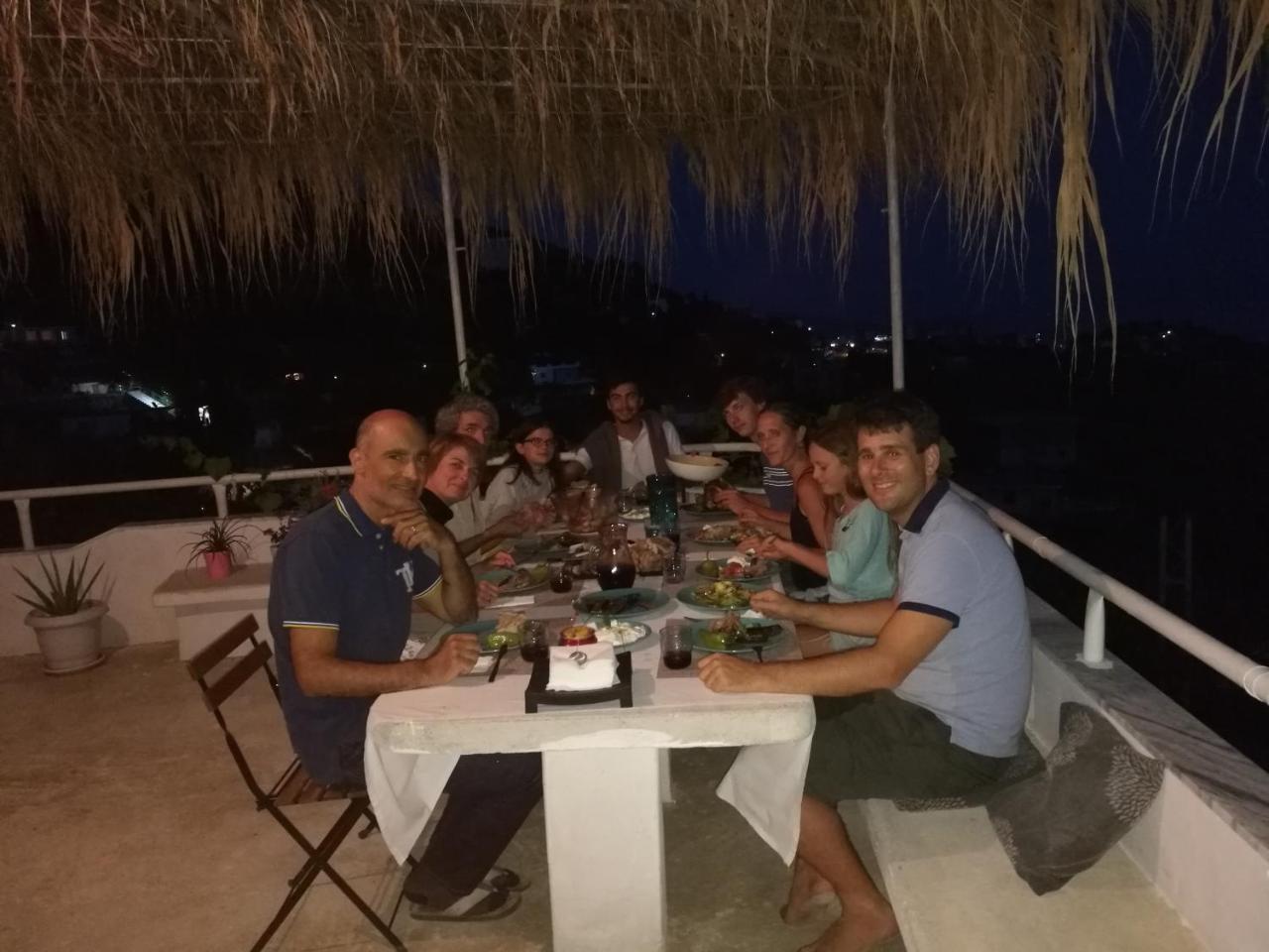 Piqeras Relax Guest House Dış mekan fotoğraf